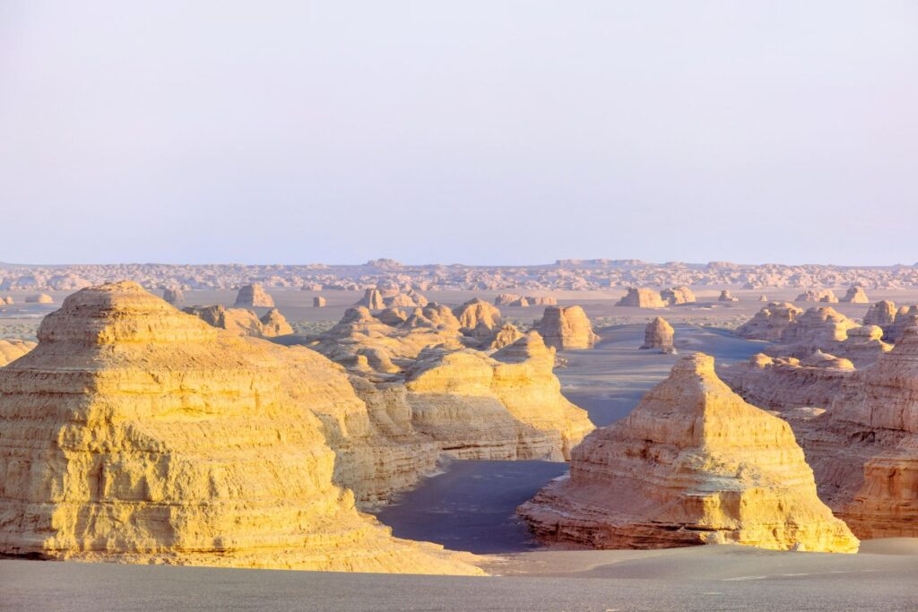 Gansu Tours-Yardang National Geologic Park1