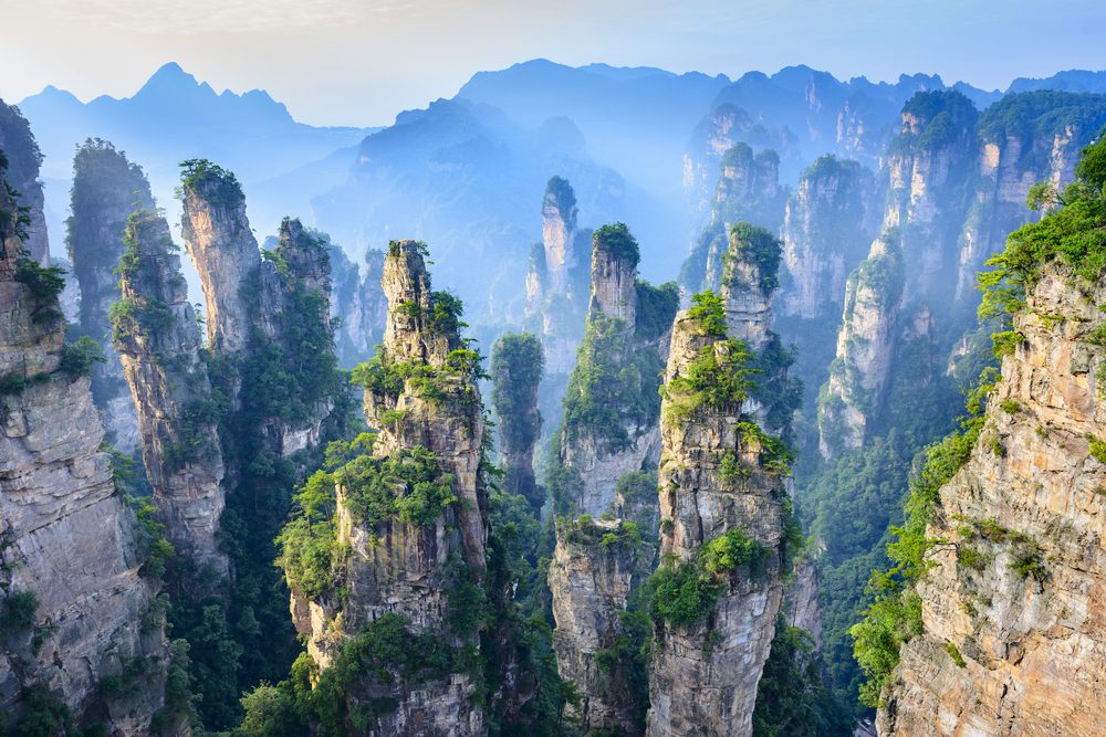 Zhangjiajie Tour-Zhangjiajie National Park landscape