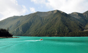 Tibet Tour basumtso-lake