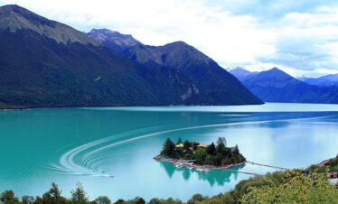 Tibet Tour basumtso-lake 2