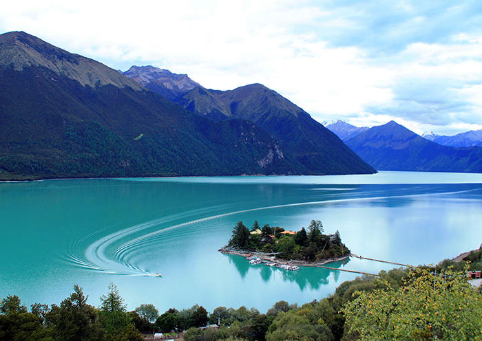 Tibet Tour basumtso-lake 2