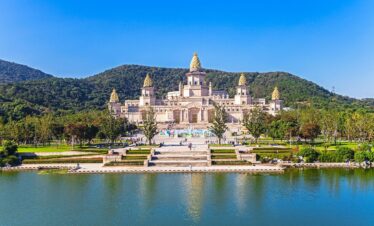 Wuxi Tour A Brahma Palace outlook