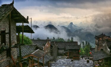 Guilin Tour Red Yao Village