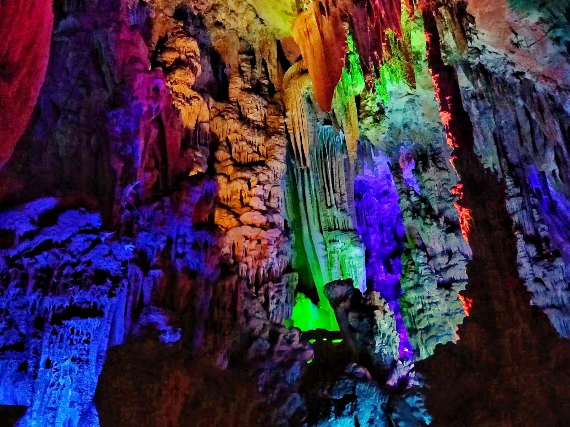 Guilin Tours Reed Flute Cave