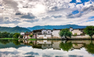 Huangshan Tour Hongcun Ancient Village 4