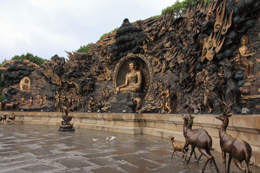 Wuxi Tour A Lingshan Grand Buddha AREA