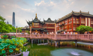 Shanghai Tour Package E Yu garden